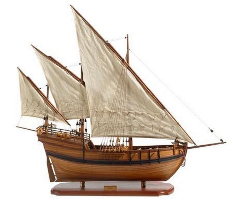  Caravel model ship