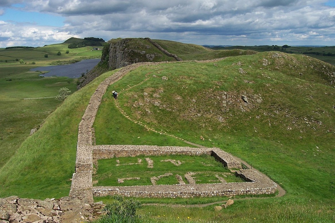 1280px Milecastle 39 on Hadrians Wall