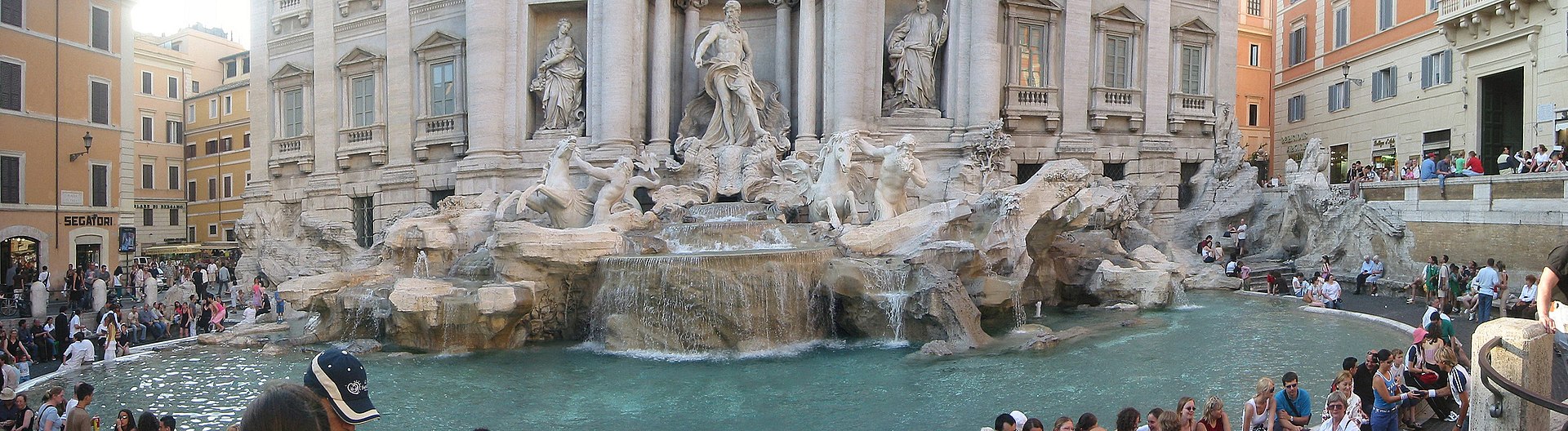 1920px Trevi Pano