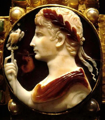 Augustus kameo