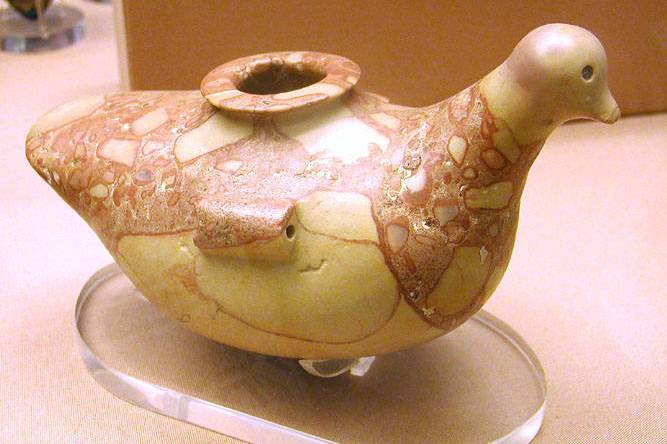 Bird shaped vessel Nagada II