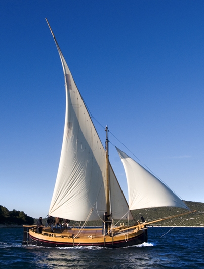 Bracera traditional sailboat Croatia 2
