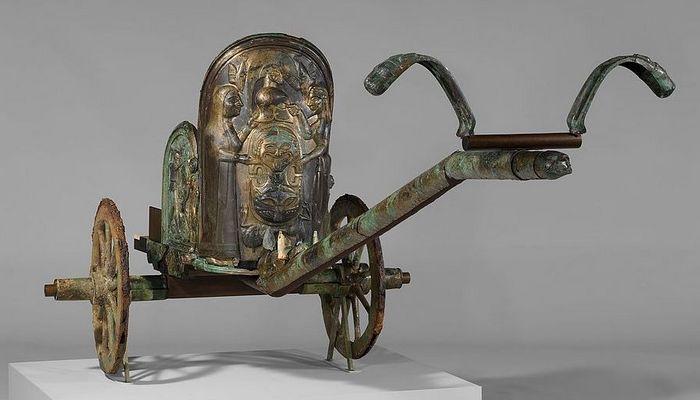 CMonteleone chariot Bronze etruszk wtth ivory MET DP137936