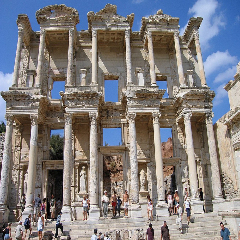Celsus Bibliothek2