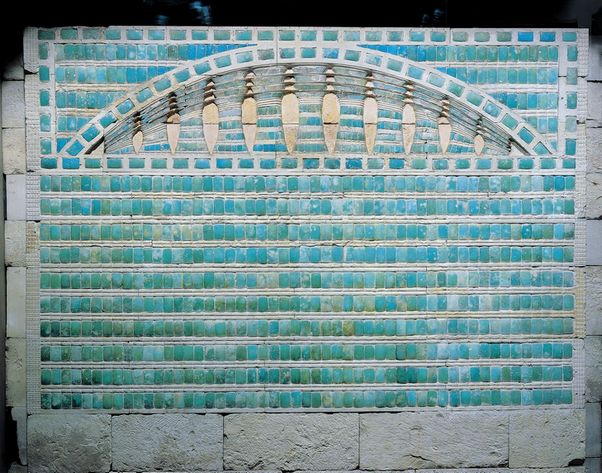 Dzsószer egyiptomi fajanszcsempé falrészlet