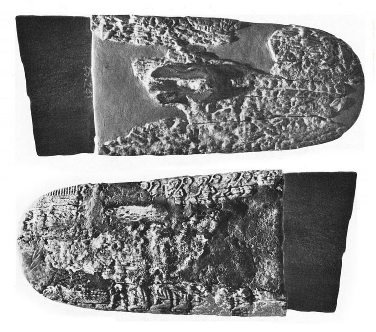 Knife handle of the Metropolitan Museum of Art 26.241.1