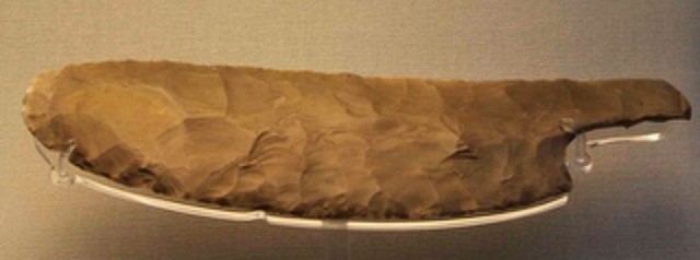 Kovakőkés penge i.e. 2700 ból Abydosból Khasekhemwyan Haszehemuihu sírjából British Múzeum EA 68775