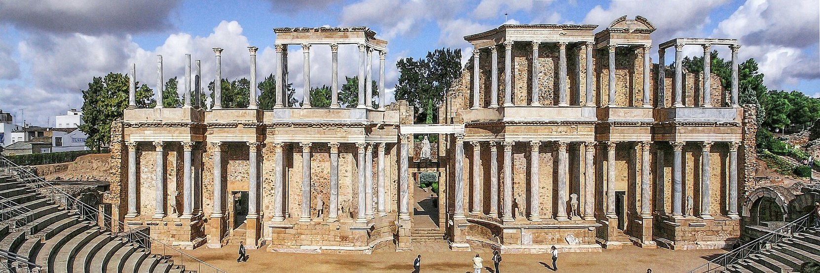 Merida Roman Theatre1 edited