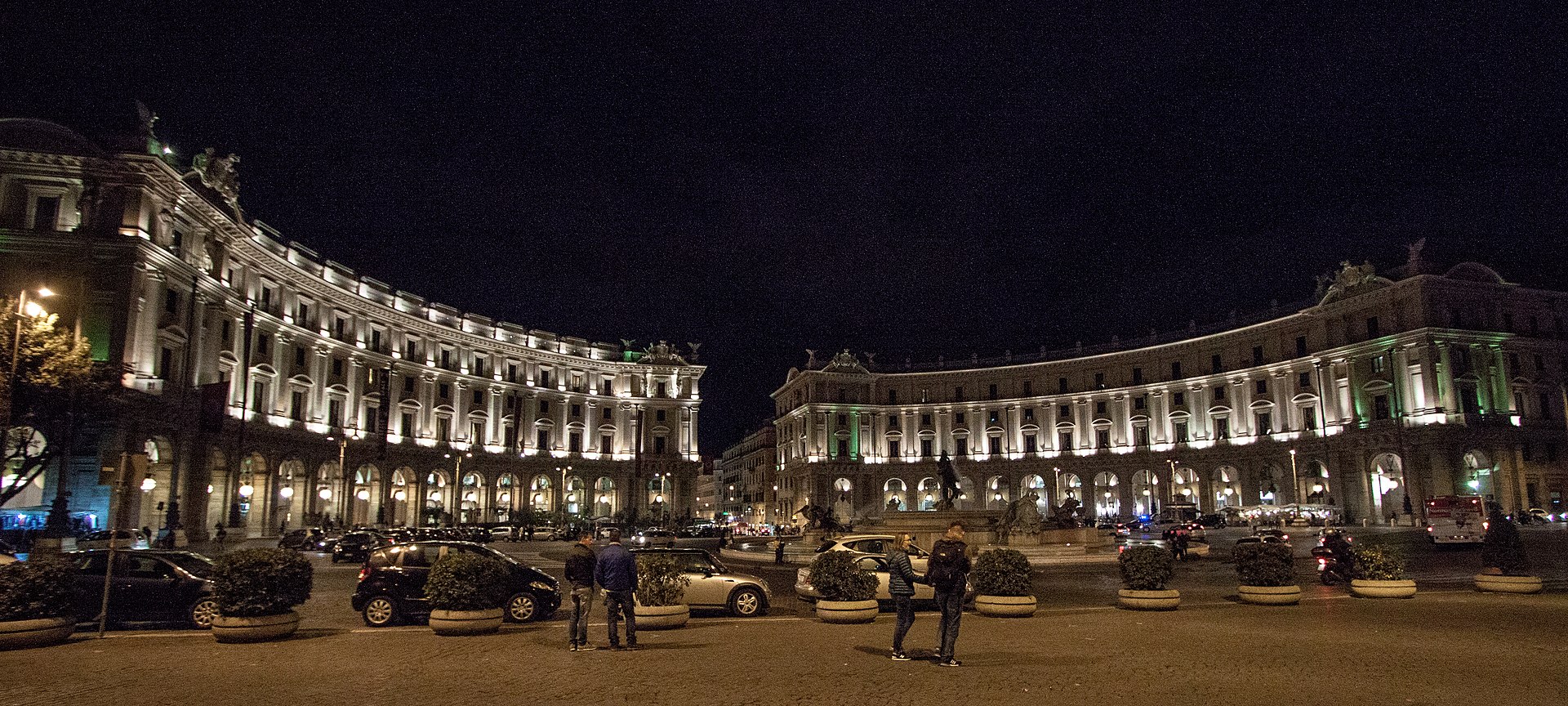 Piazza della Repubblica at night 4