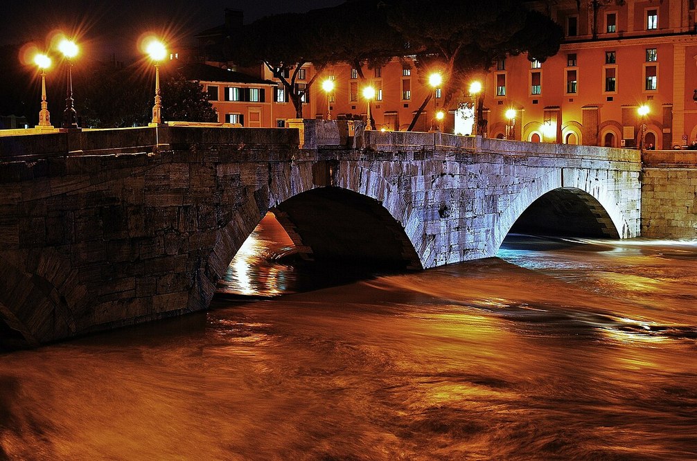 Ponte Cestio Rome Italy. Pic 04